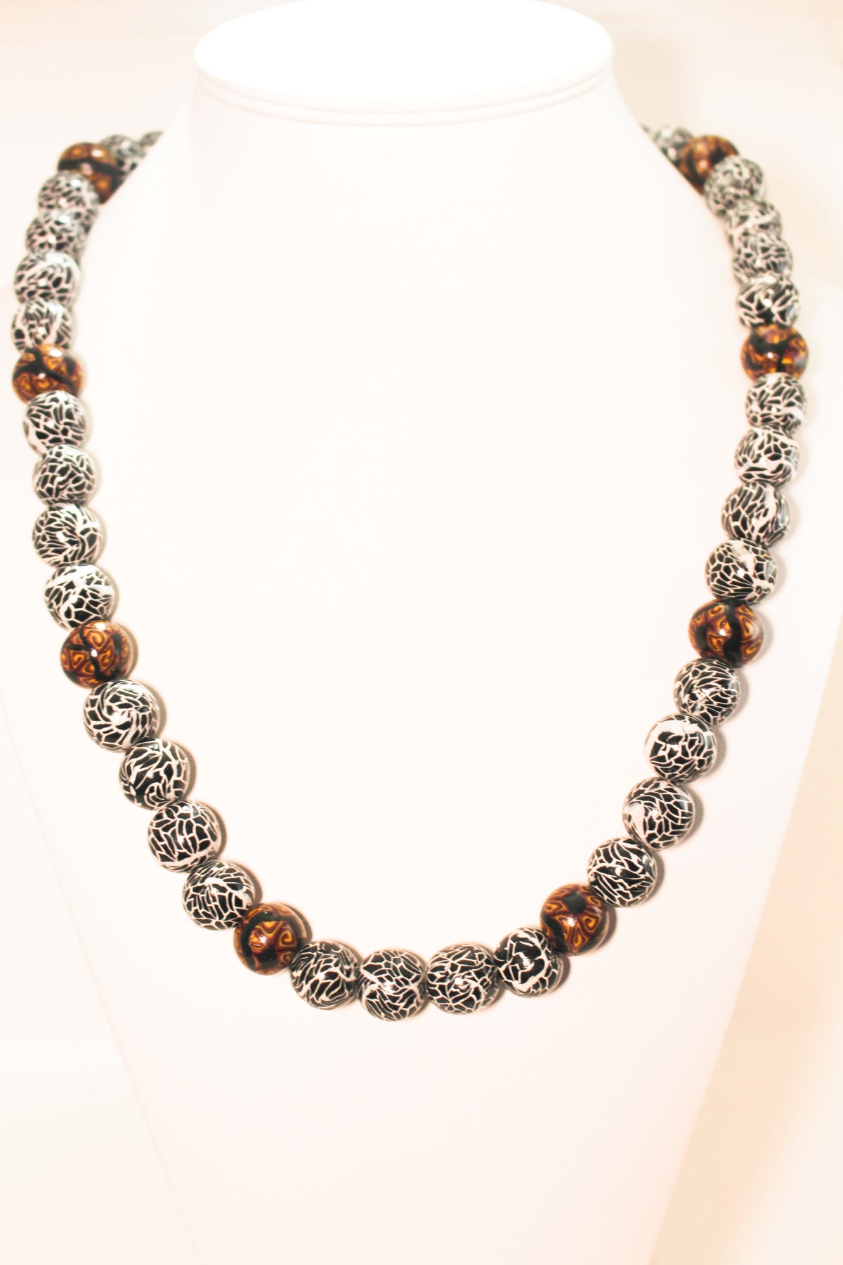 KD-SS007 The "Geode" Hand-Rolled 24 Inch, Gender-Neutral Necklace