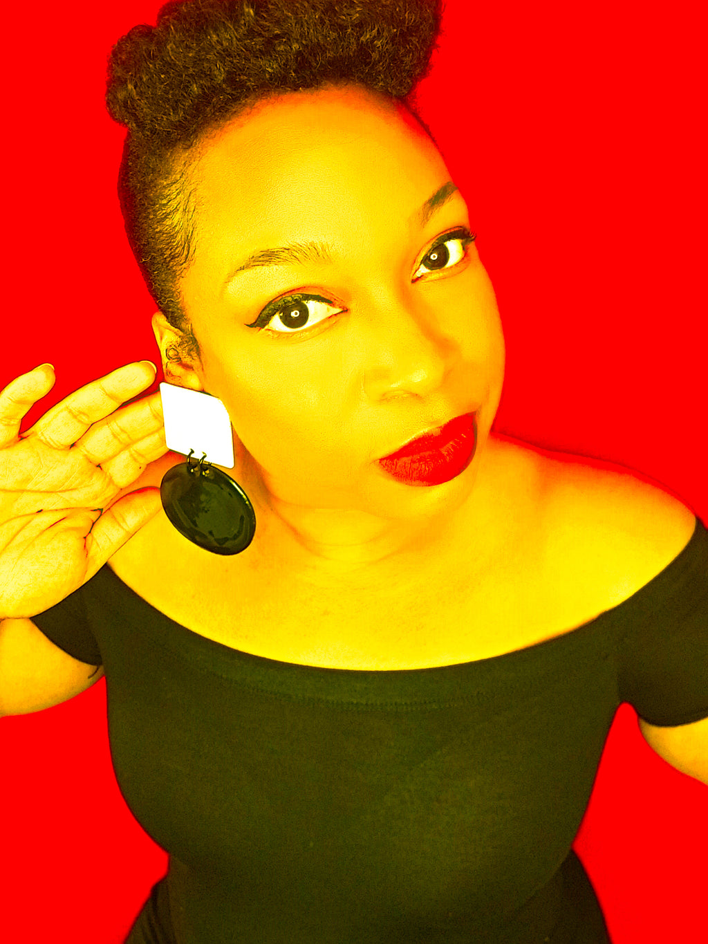 KD-0098a "Dalia" White and Black Modern Drop Post Earrings