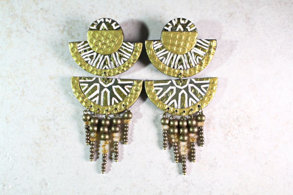 KD-0071 Black & Gold Tiered Carved Crystal Beaded Studs