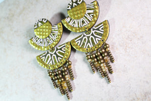KD-0071 Tiered Carved Crystal Beaded Studs