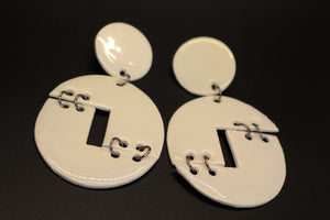KD-0095c "Pya" White Earrings