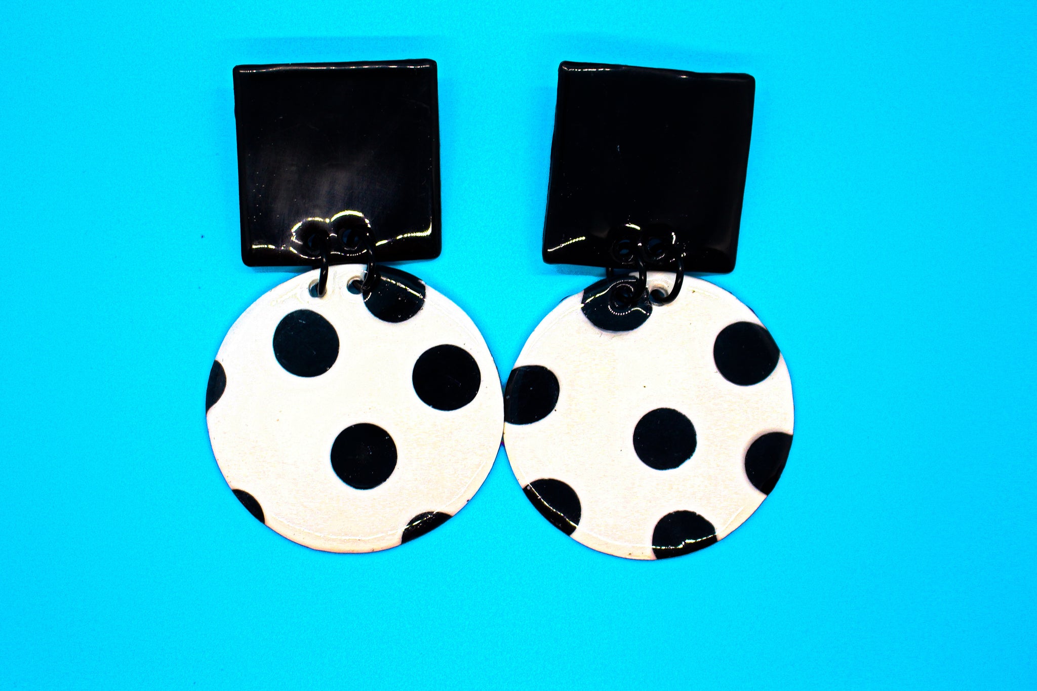 KD-0098b "Dalia" Black and White Polka Dot Modern Drop Post Earrings