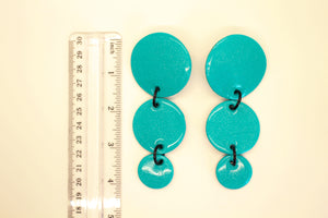 KD-1111d "Cori" 3 Tiered Graduated Round Drop Posts in Blue