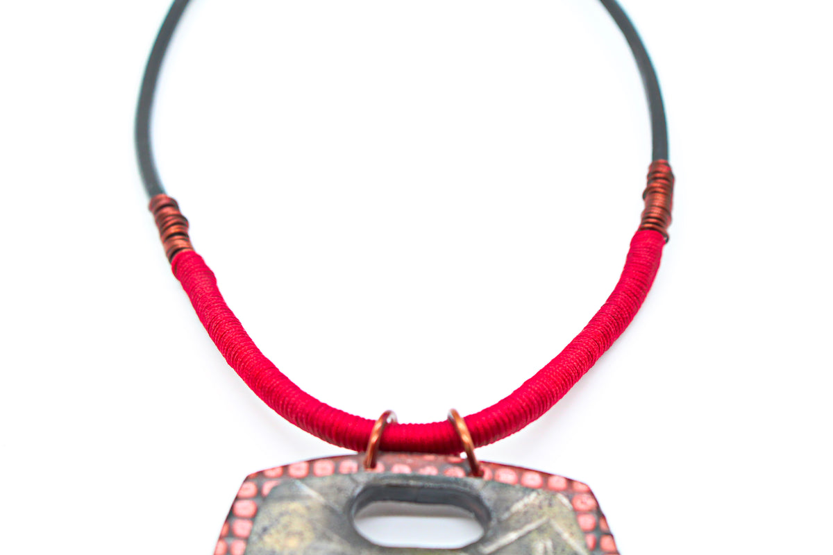 KD-1134 Artisan Rich Red Focal Silk Wrapped Leather Necklace