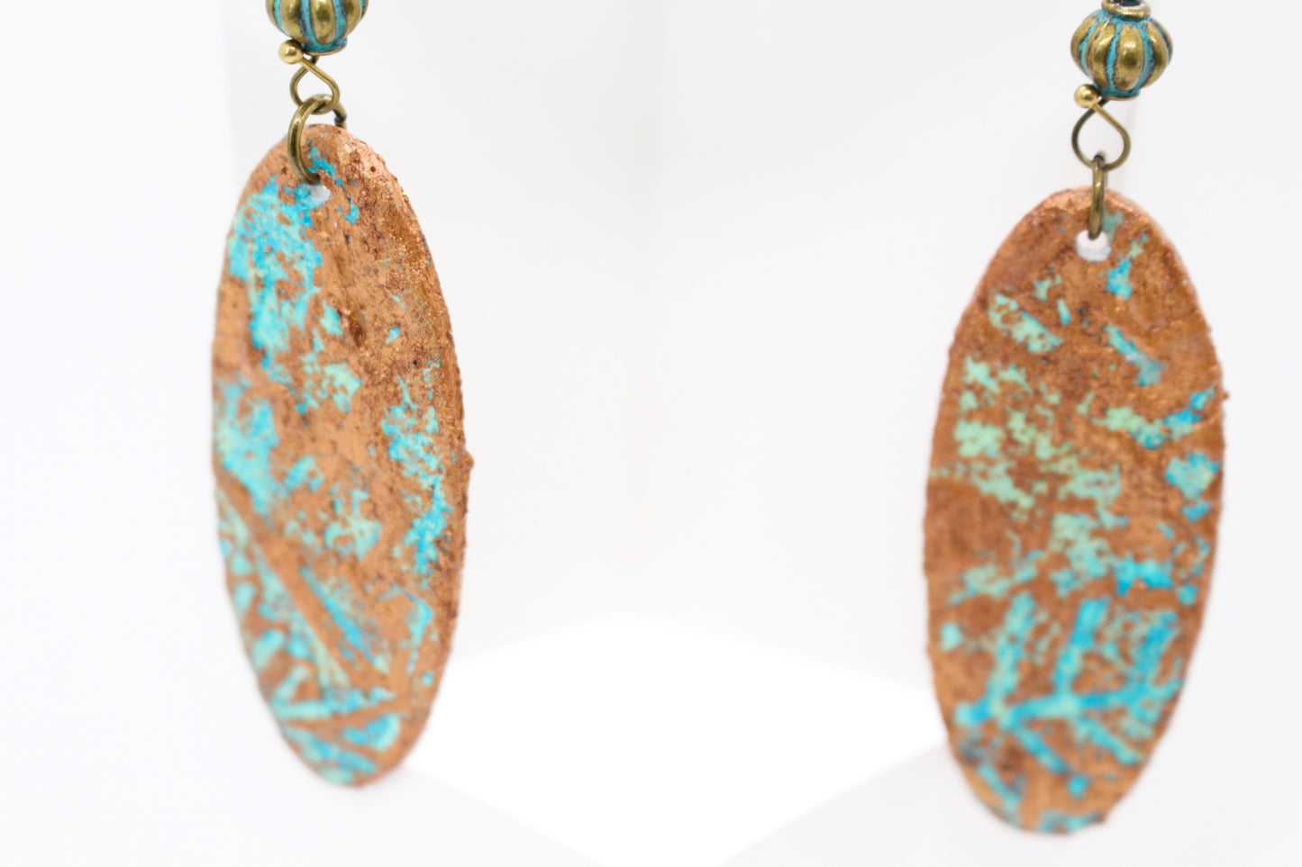 KD-1126 Oval Artisan Patina Textured Boho Drops