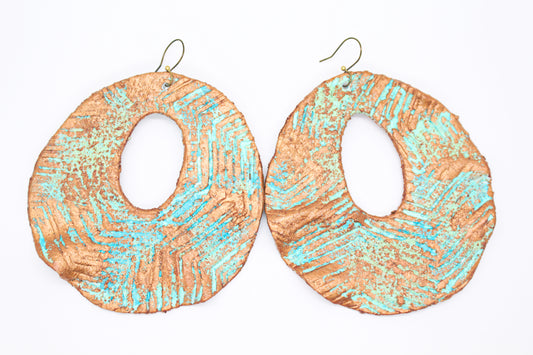 KD-1124 Artisan Patina Textured Boho Drops