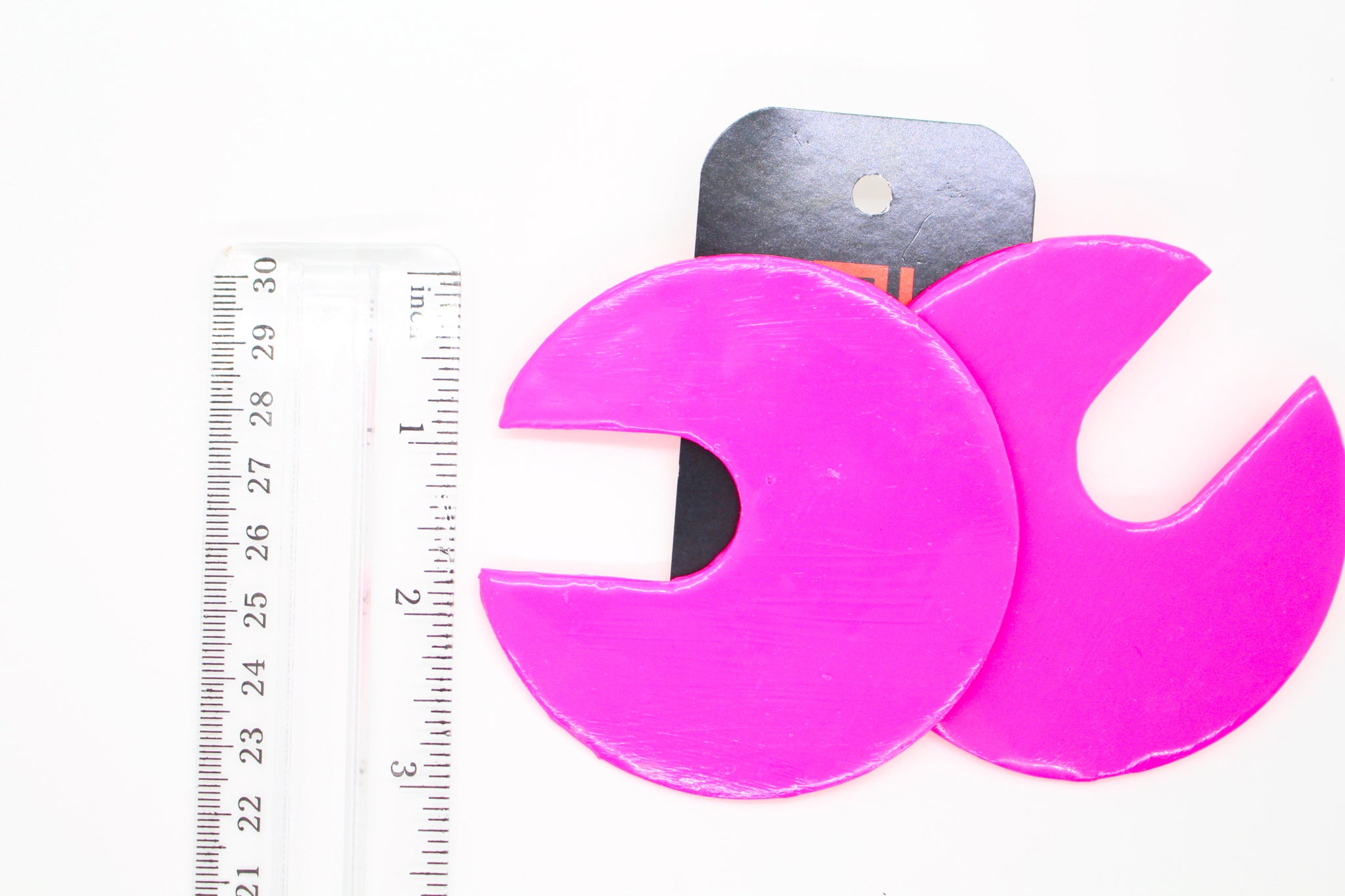 KD-1116 "Capri" Large Pink Round Boldly Modern Statement Posts
